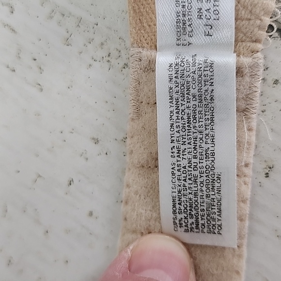 Wacoal tan beige La Femme underwire tshirt bra Size 34D - Picture 9 of 11